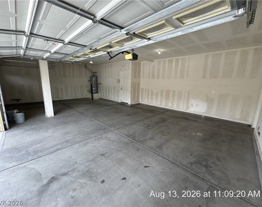 2768 Craigmillar Street - Photo Thumbnail 40