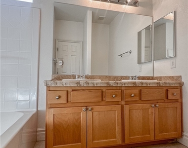 282 Caddy Bag Court - Photo Thumbnail 39