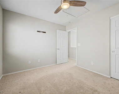 10540 Blanca Peak Avenue - Photo Thumbnail 17