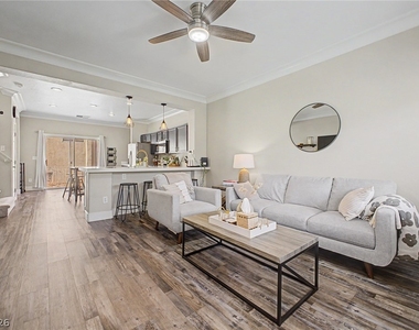 10540 Blanca Peak Avenue - Photo Thumbnail 5