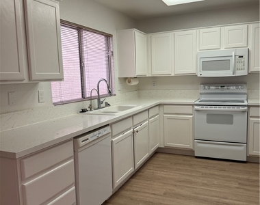 9528 Yucca Blossom Drive - Photo Thumbnail 9