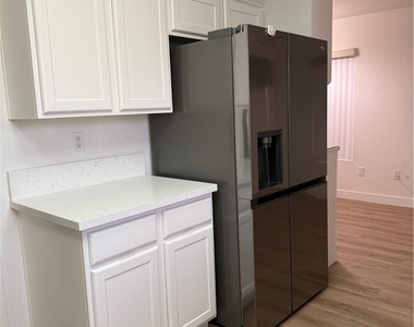 9528 Yucca Blossom Drive - Photo Thumbnail 10