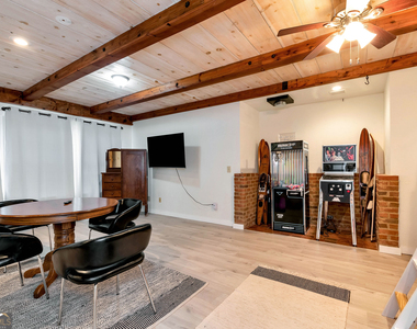 3978 Pine Shore Circle - Photo Thumbnail 37