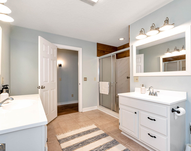 3978 Pine Shore Circle - Photo Thumbnail 26