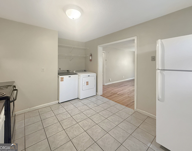 514 Clover Drive - Photo Thumbnail 6