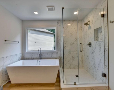 9135 Fox Trail Lane - Photo Thumbnail 43