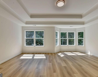 9135 Fox Trail Lane - Photo Thumbnail 38
