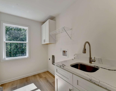 9135 Fox Trail Lane - Photo Thumbnail 47