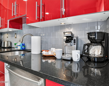 86 Franklin Avenue - Photo Thumbnail 16