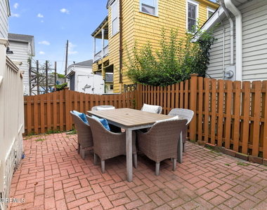 86 Franklin Avenue - Photo Thumbnail 28