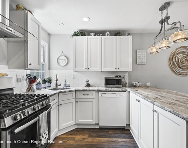 612 Central Avenue - Photo Thumbnail 2
