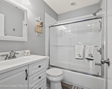 612 Central Avenue - Photo Thumbnail 8