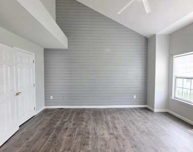 57 Phoenix Court - Photo Thumbnail 8