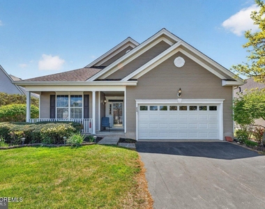 232 Mirage Boulevard - Photo Thumbnail 20