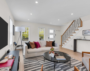 902 Central Avenue - Photo Thumbnail 3