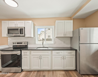 143 Center Avenue - Photo Thumbnail 2