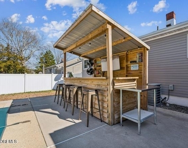 85 Coral Drive - Photo Thumbnail 19