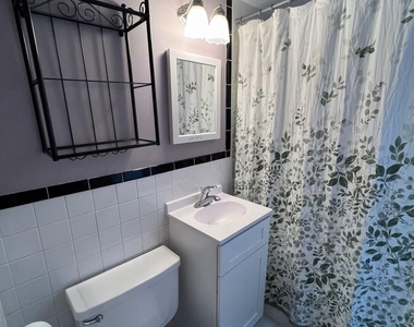34 Embury Avenue - Photo Thumbnail 12