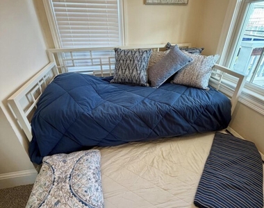 34 Embury Avenue - Photo Thumbnail 18