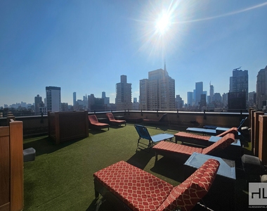 East 39th Street - Photo Thumbnail 5