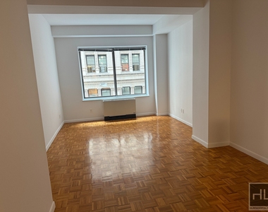 Wall Street - Photo Thumbnail 5