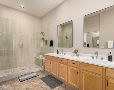 434 E Sheffield Avenue - Photo Thumbnail 2