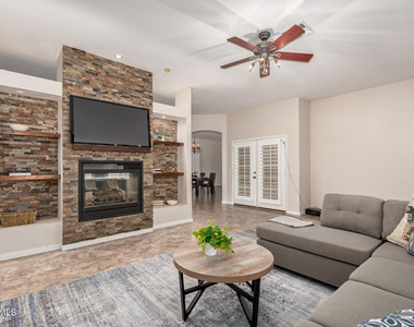 434 E Sheffield Avenue - Photo Thumbnail 8