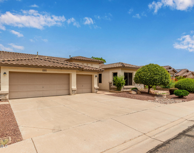 434 E Sheffield Avenue - Photo Thumbnail 27