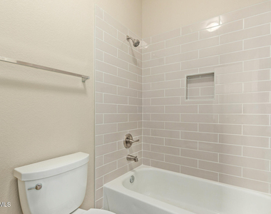 434 E Sheffield Avenue - Photo Thumbnail 11
