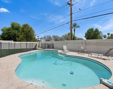 5401 E Beck Lane - Photo Thumbnail 37