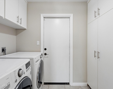 5401 E Beck Lane - Photo Thumbnail 20
