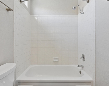 5401 E Beck Lane - Photo Thumbnail 25