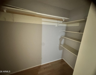 5208 S Hazelton Lane - Photo Thumbnail 10