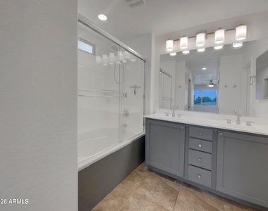 2565 E Southern Avenue - Photo Thumbnail 20