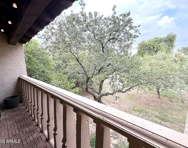 8649 E Royal Palm Road - Photo Thumbnail 17
