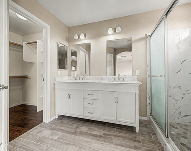 308 W Liberty Lane - Photo Thumbnail 20