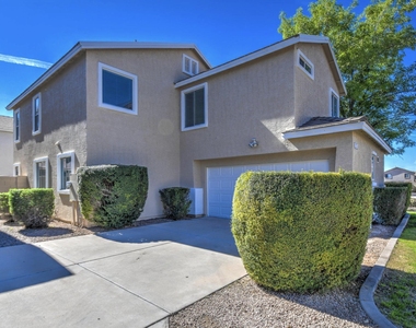 12031 W Belmont Drive - Photo Thumbnail 9