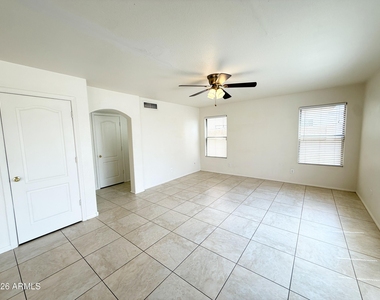 5322 N Ormondo Court - Photo Thumbnail 6