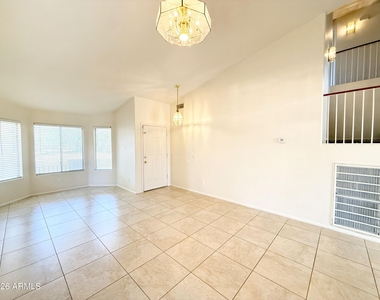 5322 N Ormondo Court - Photo Thumbnail 4