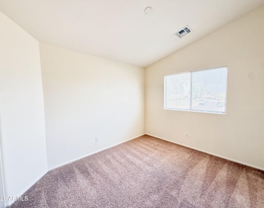 5322 N Ormondo Court - Photo Thumbnail 19
