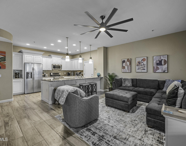 4777 S Fulton Ranch Boulevard - Photo Thumbnail 8