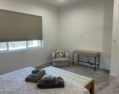 26424 S Lakewood Drive - Photo Thumbnail 6