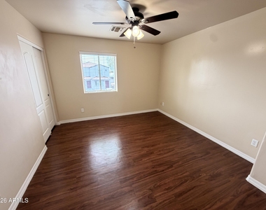 17402 N 19th Avenue - Photo Thumbnail 8