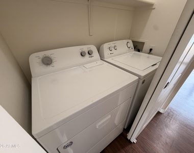 17402 N 19th Avenue - Photo Thumbnail 4