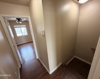 17402 N 19th Avenue - Photo Thumbnail 7
