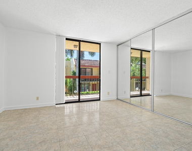 769 Se 1st Way - Photo Thumbnail 33