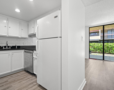 769 Se 1st Way - Photo Thumbnail 14