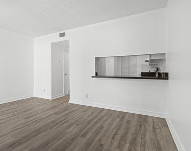 769 Se 1st Way - Photo Thumbnail 16