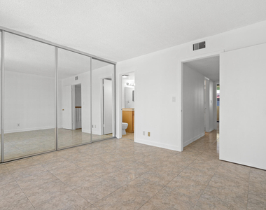 769 Se 1st Way - Photo Thumbnail 34