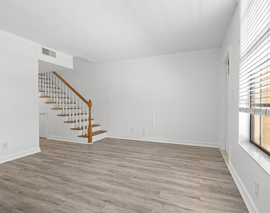 769 Se 1st Way - Photo Thumbnail 22